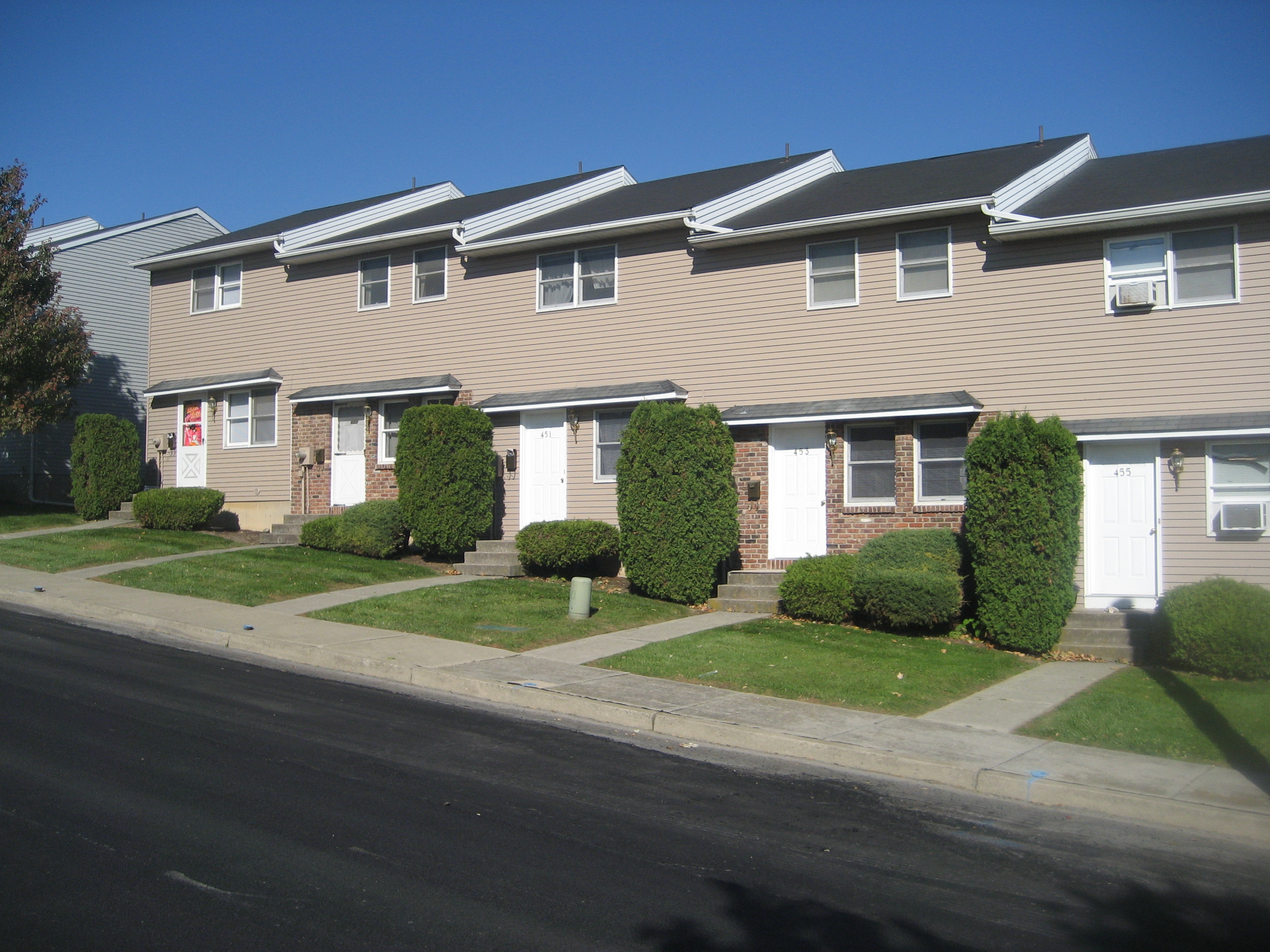 Property main image