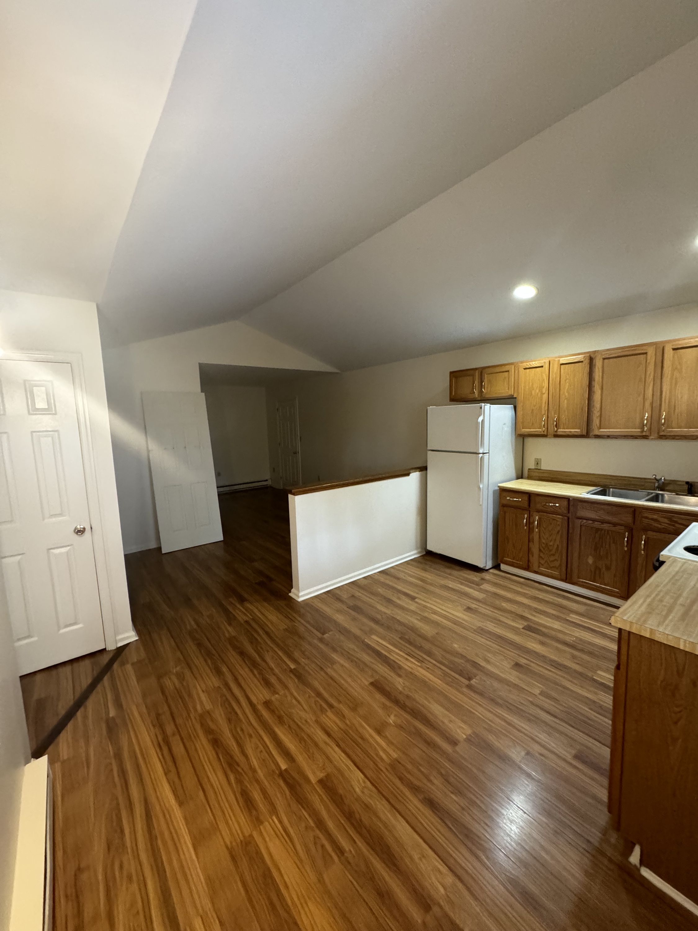 20 East Center Street - 7