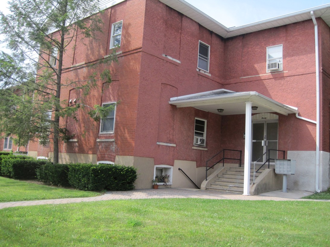20 East Center Street - 11